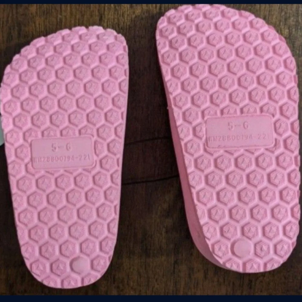 NEW PINK TODDLER GIRLS LIGHTWEIGHT FOOTBED BACK STRAP SANDALS